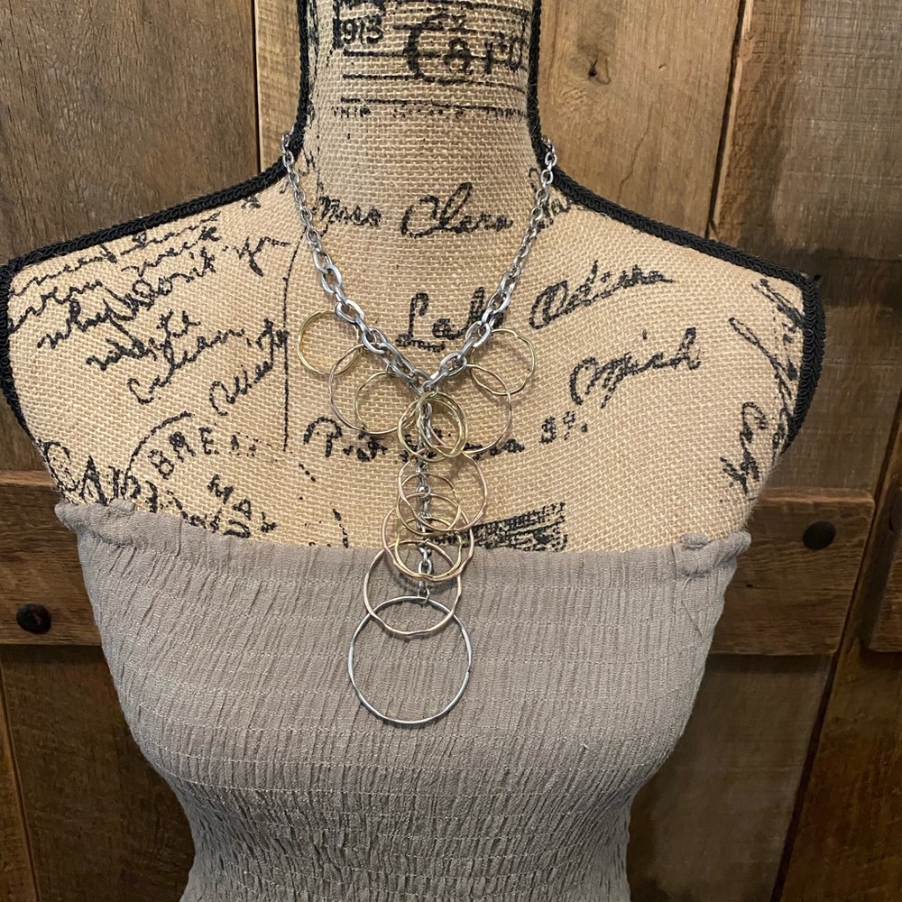 Like new! Two tone necklace